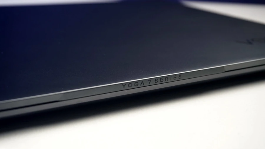 Những gì mà chúng ta nhận được từ chiếc Lenovo Yoga Slim 7i Pro 2022 là “đáng đồng tiền bát gạo”