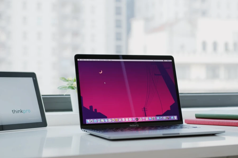 Apple MacBook sở hữu màn hình Retina xuất sắc