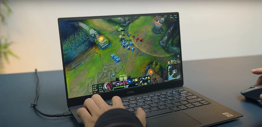 Bài test hiệu năng Dell XPS 13 9305
