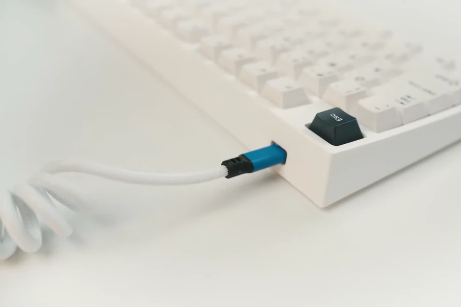 phim-co-nj81-thinkpro-14