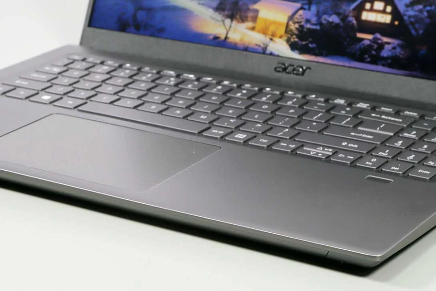 Bàn phím 1 - Acer Swift X Intel 