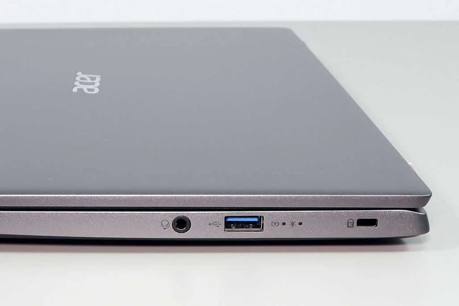 Cổng kết nối 1 - Acer Swift X Intel 