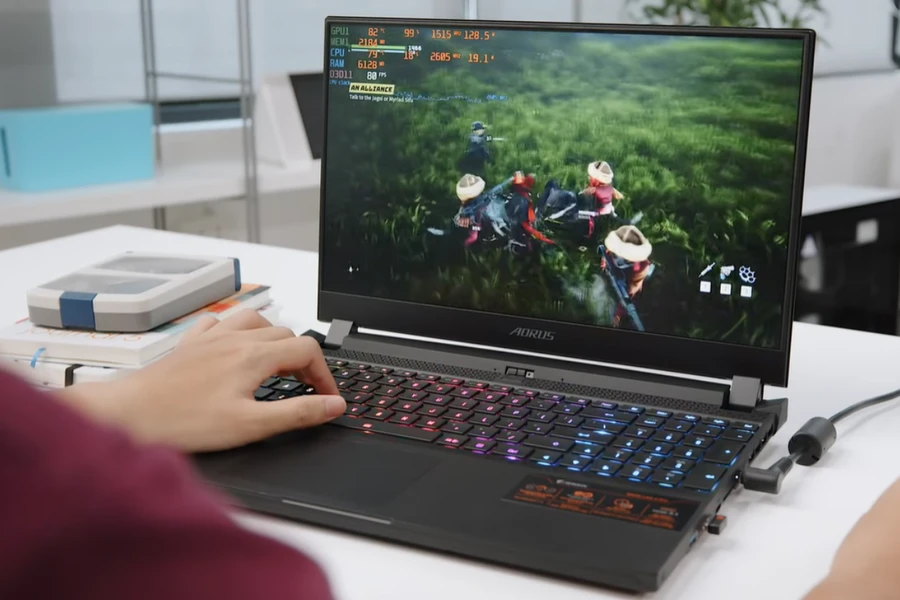 gigabyte-aorus-15p-gaming-laptop-thinkpro-2