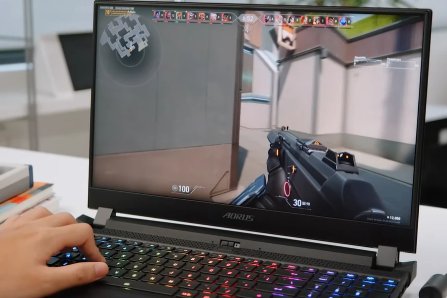 gigabyte-aorus-15p-gaming-laptop-thinkpro-4