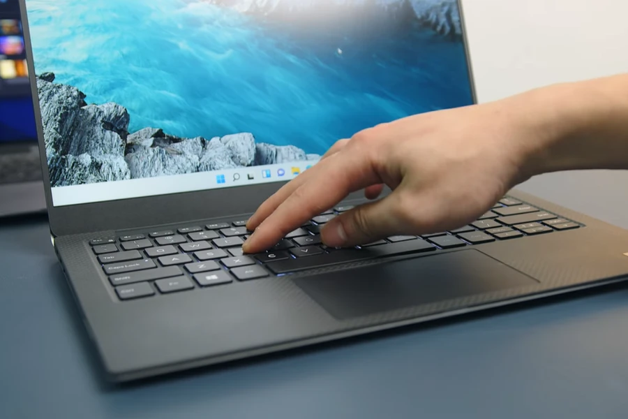 Bàn phím Dell XPS 9305