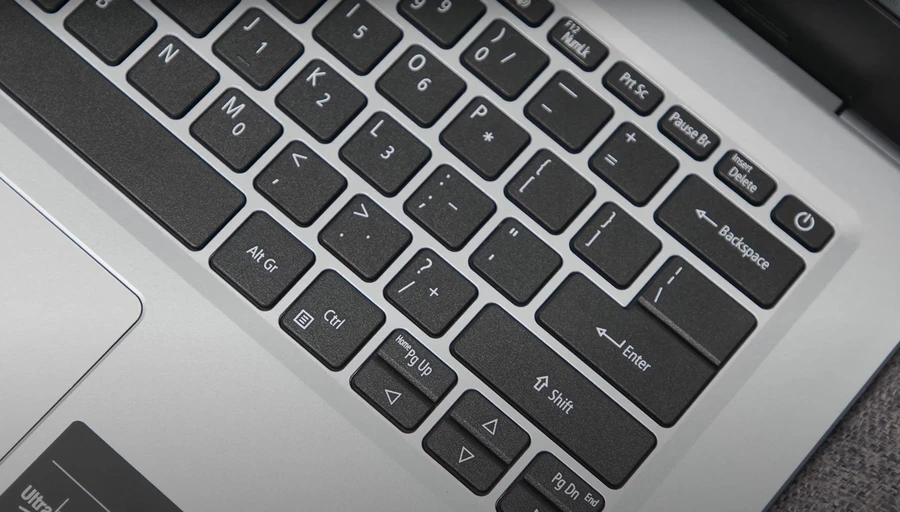 review-ban-phim-va-touchpad