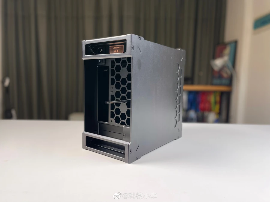 xiaomi-lan-san-thi-truong-pc-thinkpro
