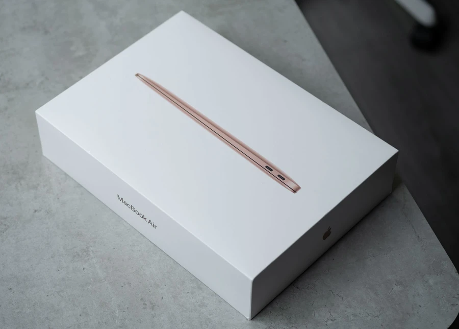 Nên mua MacBook xách tay hay chính hãng? Kinh nghiệm chọn mua MacBook xách tay