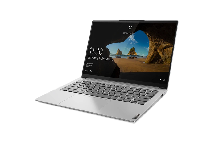 Bàn phím trên Lenovo Yoga Slim 7 Pro đem lại cảm giác gõ vô cùng tuyệt vời