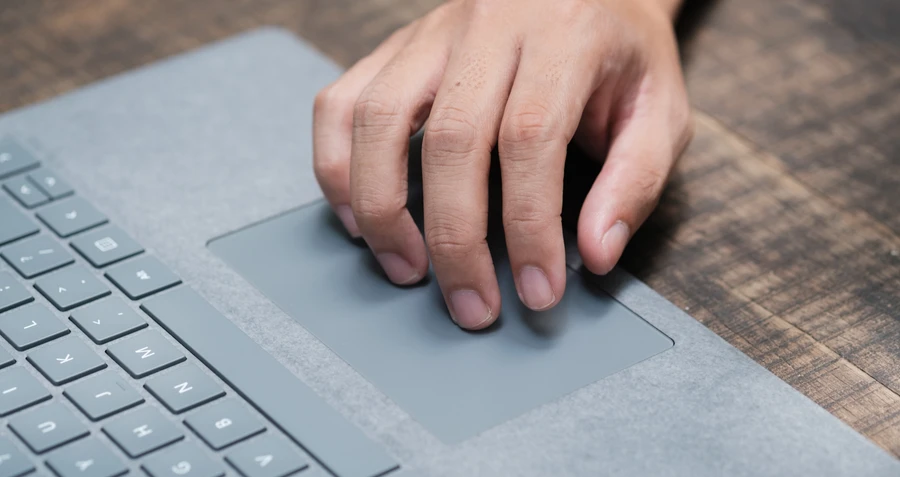 anh-bai-mo-ta-Microsoft-Surface-Laptop-4-13.5-AMD