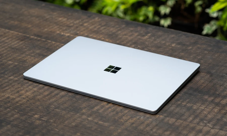 anh-bai-mo-ta-Microsoft-Surface-Laptop-4-13.5-AMD