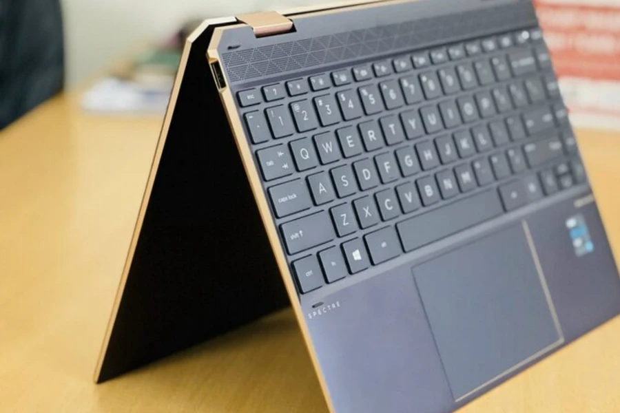 danh-gia-hp-spectre-x360-thinkpro-3