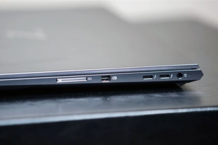 danh-gia-zbook-studio-g7-thinkpro-5