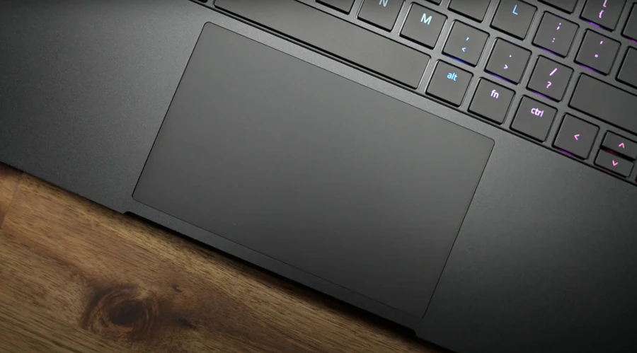 danh-gia-chi-tiet-razer-blade-17-2022