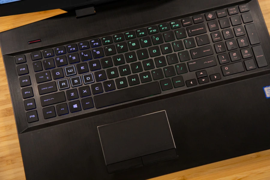 danh-gia-hp-omen-17-thinkpro-3