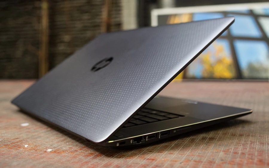 HP-zbook-studio-g3-thinkpro-4