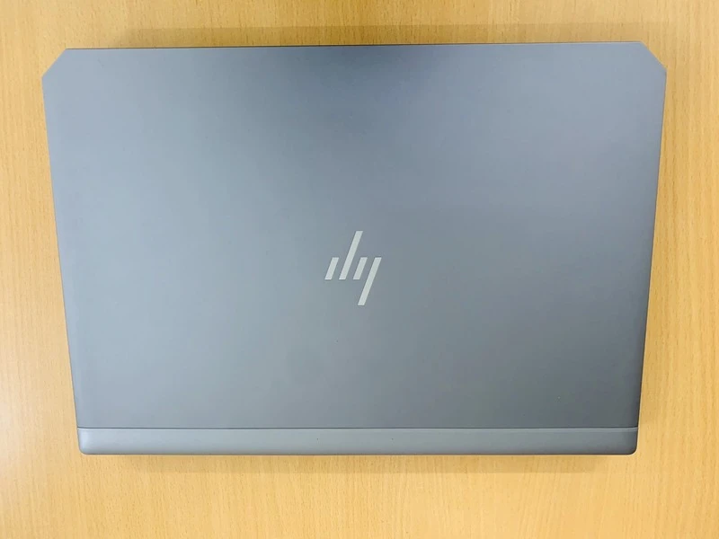 hp-zbook-15-g5-thinkpro-4