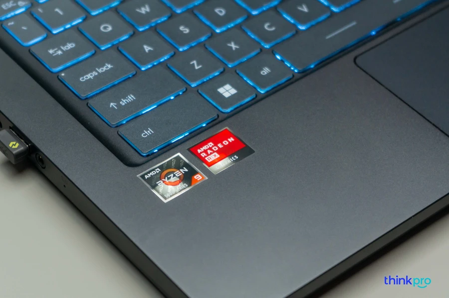 razer-blade-14-2022-va-msi-delta-15-thinkpro