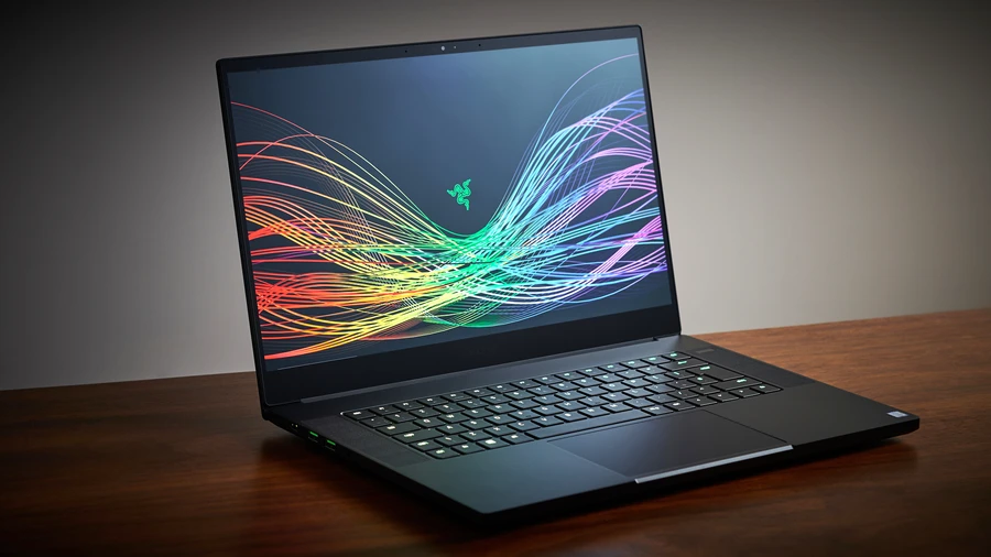 Bàn phím và TouchPad đủ tốt