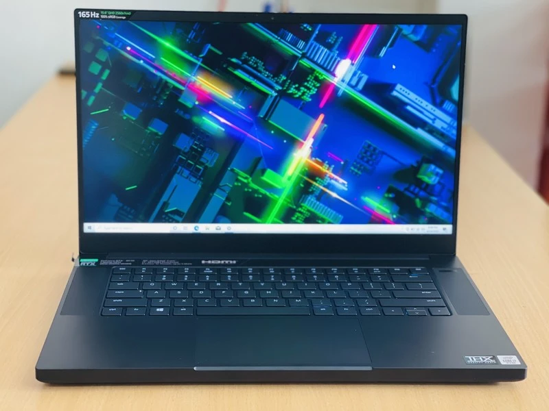 Bàn phím và Touchpad của Razer Blade 15 2021 