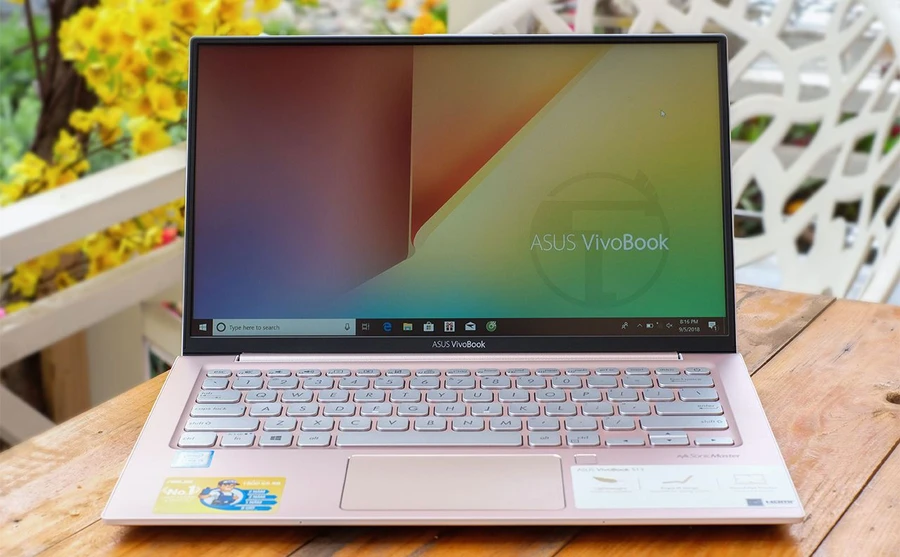 Thiết kế tinh tế sang trọng của Asus VivoBook S13