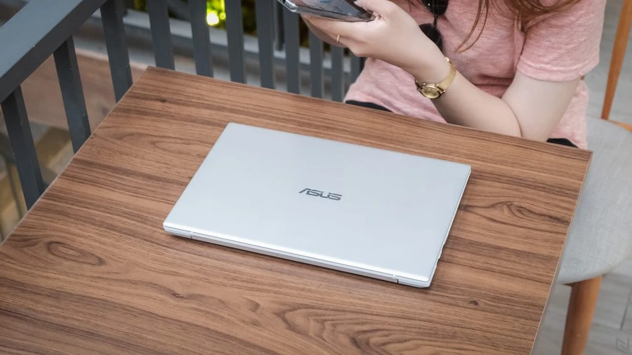 Hệ thống loa và tản nhiệt của Asus VivoBook S13