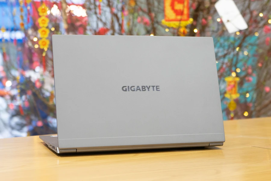 nhung-mau-ultrabook-nhe-nhat-trong-phan-khuc-gia-duoi-25-trieu-8