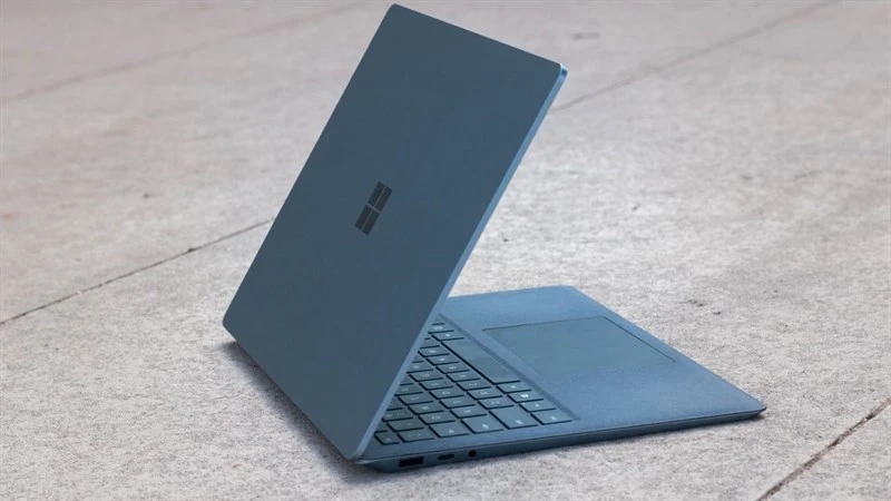 danh-gia-surface-laptop-4
