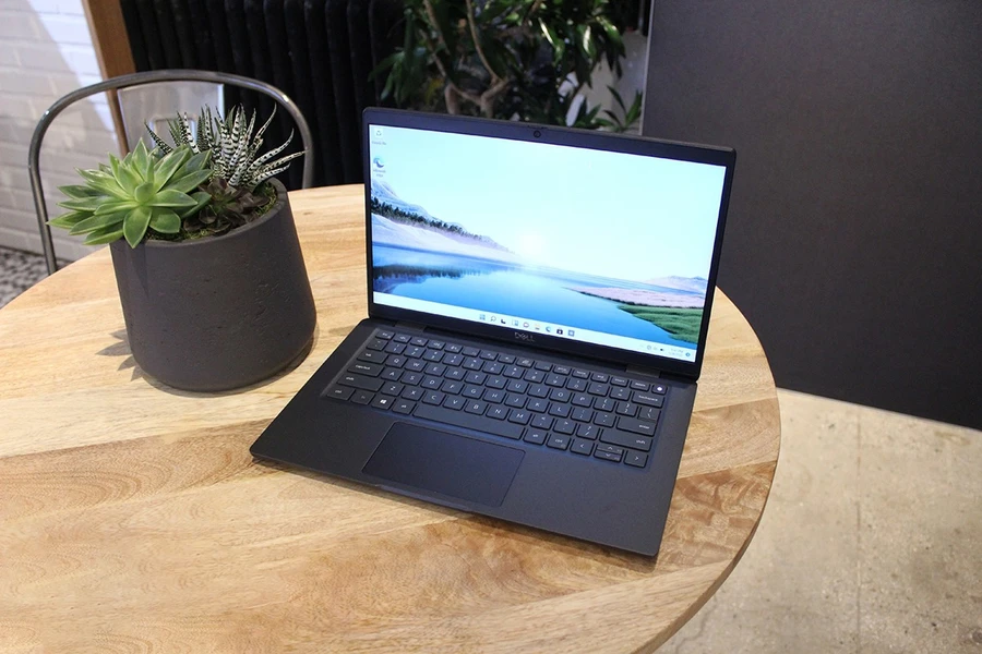 Thiết kế Dell Latitude 7330