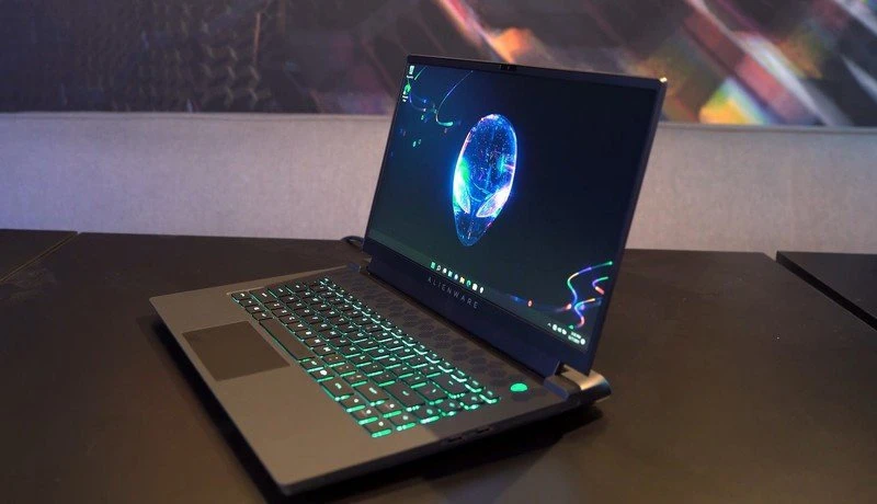 Thiết kế Dell Alienware M15 R7