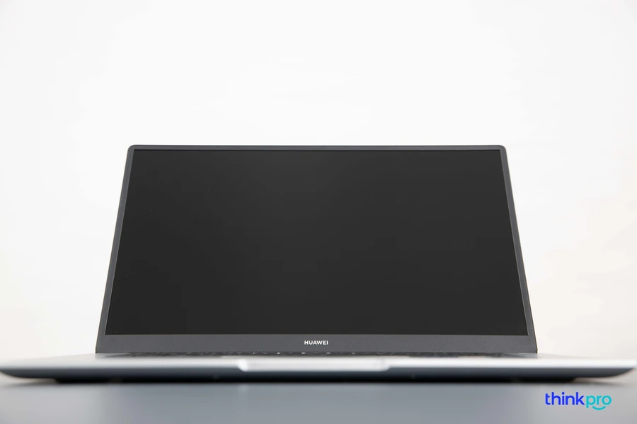 Huawei-MateBook-D15-2021-sau-mot-nam-su-dung 