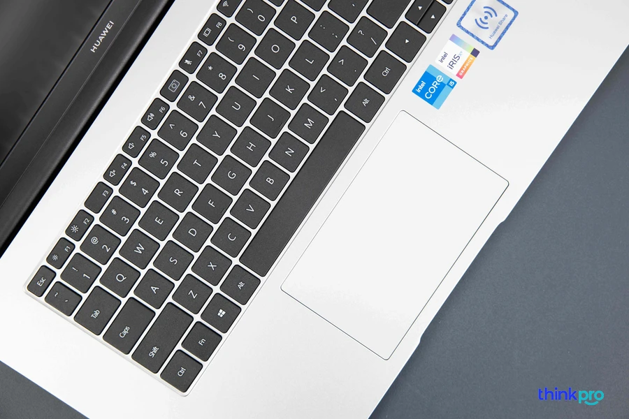 Huawei-MateBook-D15-2021-sau-mot-nam-su-dung 