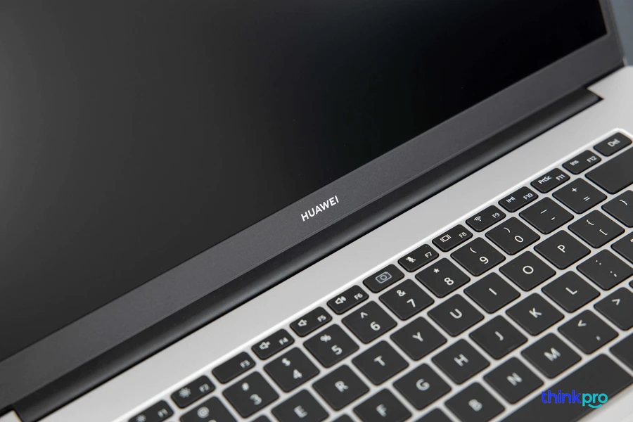 Huawei-MateBook-D15-2021-sau-mot-nam-su-dung 