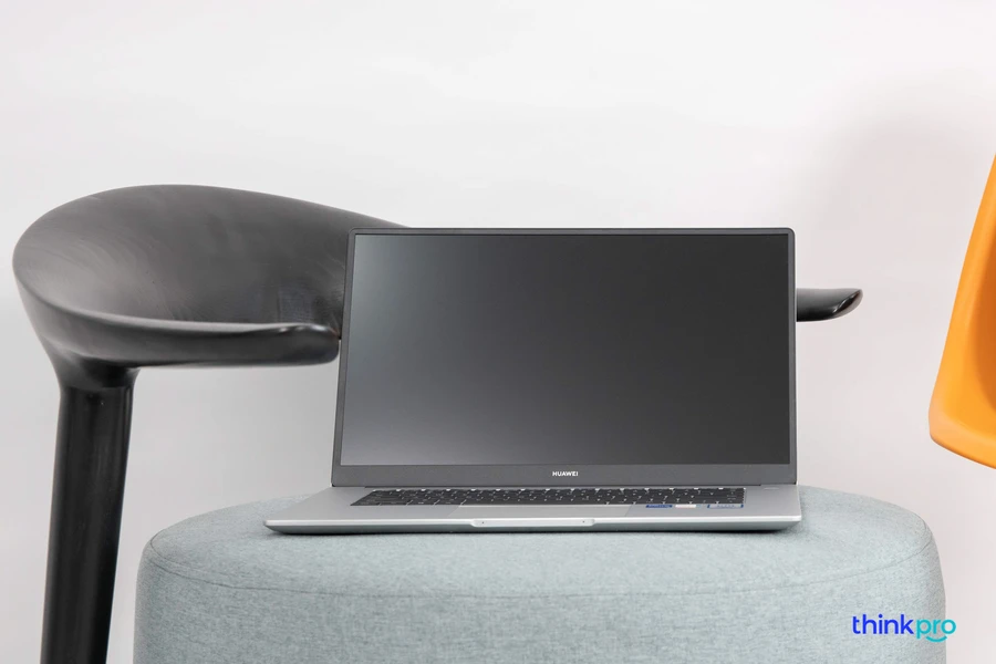 Huawei-MateBook-D15-2021-sau-mot-nam-su-dung 