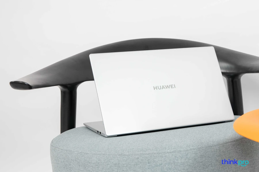 Huawei-MateBook-D15-2021-sau-mot-nam-su-dung 