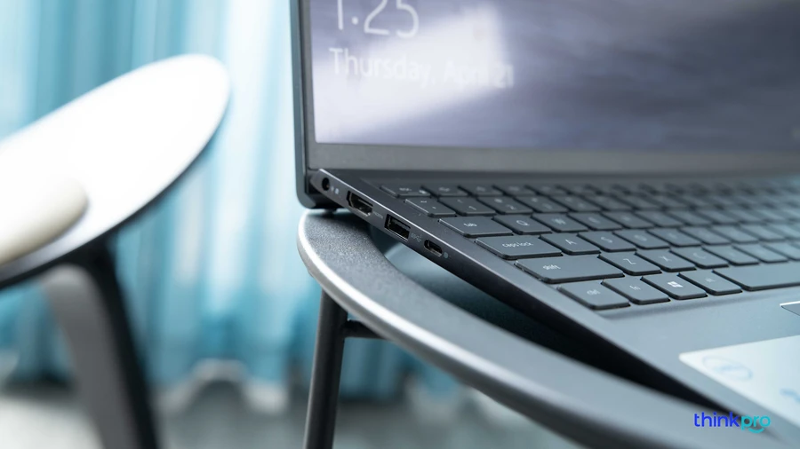 Cổng kết nối Dell Inspiron 15 5515