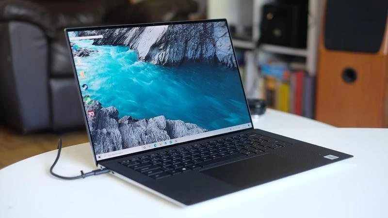 Màn hình Dell XPS 15 9500