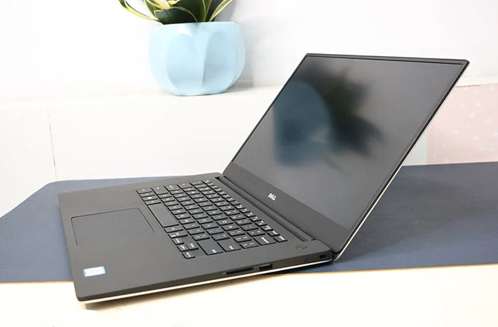 Cấu hình Dell XPS 15 9550