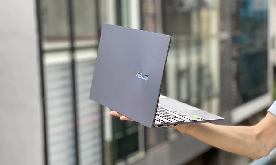 mua-he-noi-chuyen-laptop-design-thinkpro