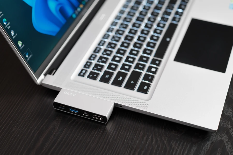 gigabyte-aero-16-xe-thinkpro-5