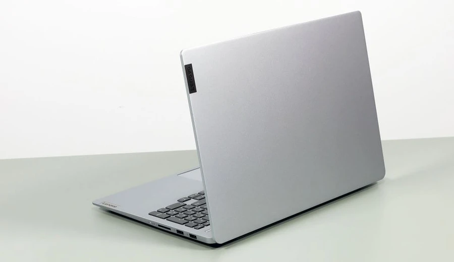 Lenovo IdeaPad 5 Pro 16 có thiết kế sang trọng, cao cấp và vô cùng thanh lịch 