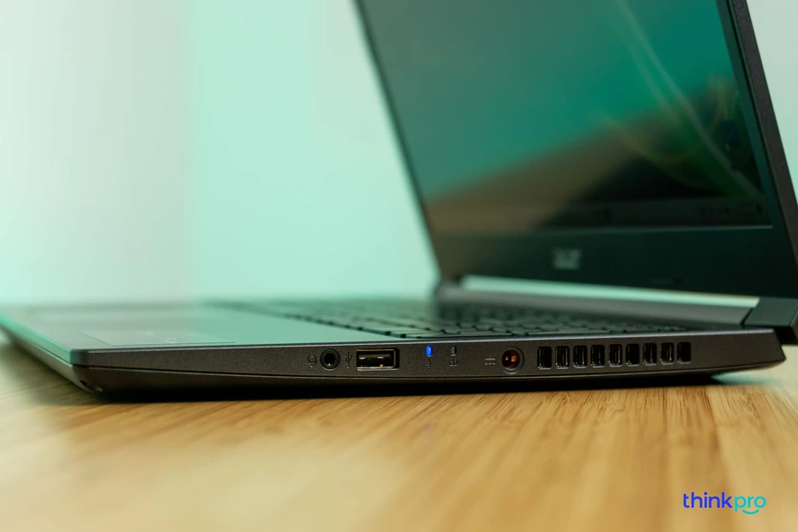 nhin-lai-acer-aspire-7-amd-2022-thinkpro