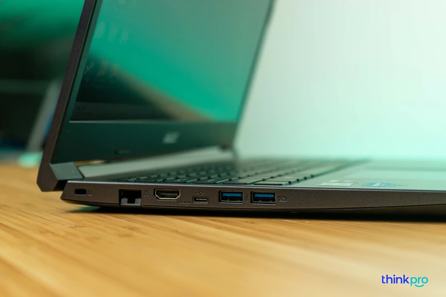 nhin-lai-acer-aspire-7-amd-2022-thinkpro