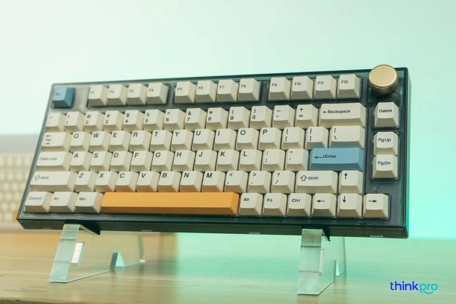 Keydous NJ80 luôn là lựa chọn khởi đầu lý tưởng với những ai mới dấn thân vào bộ môn phím cơ đầy tính gây nghiện này.