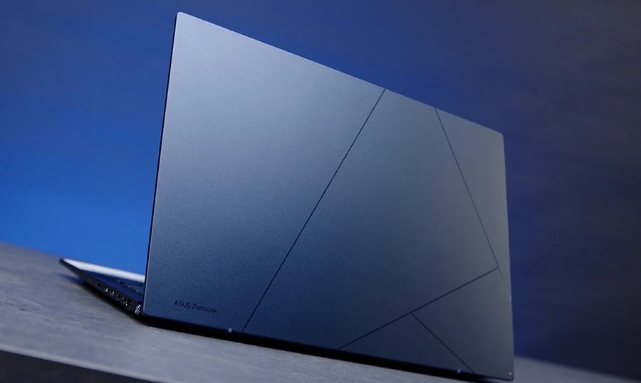 Thông qua ASUS ZenBook Q409ZA, rõ ràng thương hiệu Đài Loan sẽ muốn nối dài thành công đang có