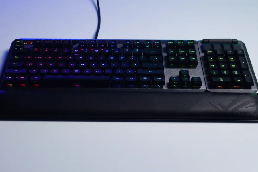 Hệ thống đèn LED RGB