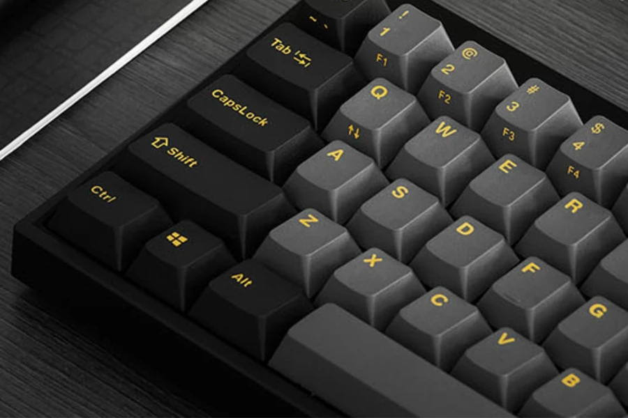 ban-phim-co-khong-day-leopold-fc660m-bt-ash-yellow-thinkpro-3