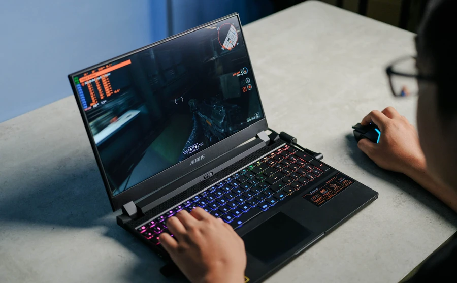 Bộ vỏ này có thể cung cấp dồi dào cổng kết nối để có được trải nghiệm gaming đầy đủ.