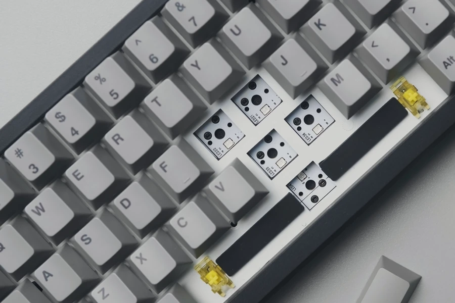 Fantech Maxfit67 trang bị Gateron Cap Switch