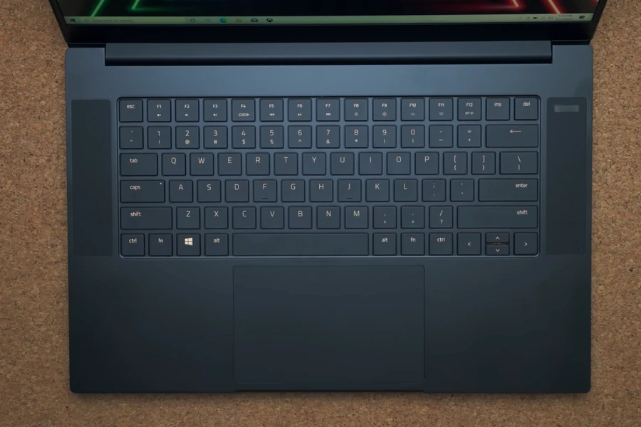new-razer-blade-15-base-edition-thinkpro-6
